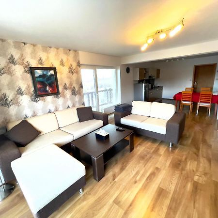 High Tatras Apartment With An Amazing View โนวาเลสนา ภายนอก รูปภาพ